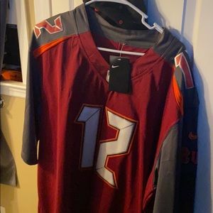 Tampa bay buccaneers Tom Brady jersey Xxl